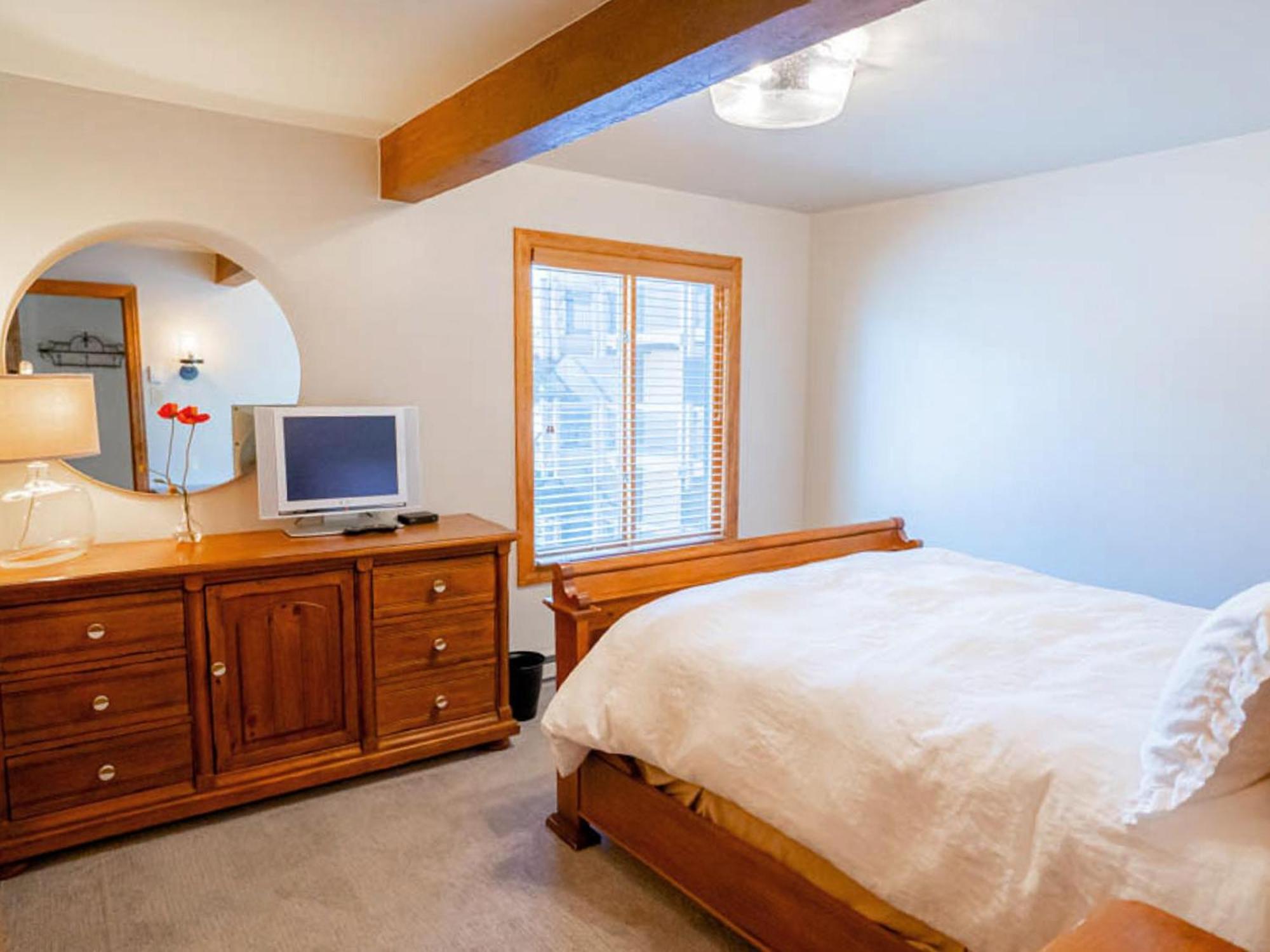 Lift One Condominiums - One, Two, Three Bedroom Units Adjacent To Downtown Aspen Habitación foto